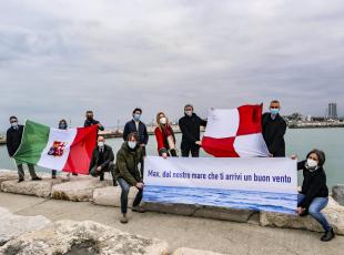 incoraggiamento da Rimini per America's Cup