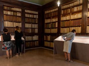 mostra dante biblioteca