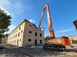 sopralluogo al cantiere alla presenza del sindaco Sadegholvaad e del direttore territoriale dell'Agenzia del Demanio Luca Michele Terzaghi e del vicedirettore territoriale Roberto Capuano