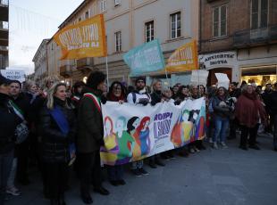 "è per te" camminata contro violenza donne 2023