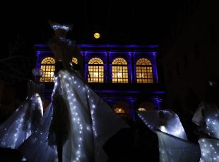 Rimini accende le luci sul Natale