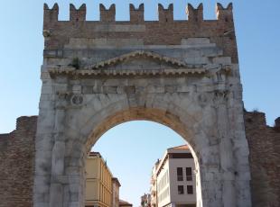 Arco d'Augusto