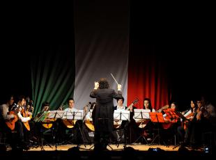 italian youth guitar orchestra