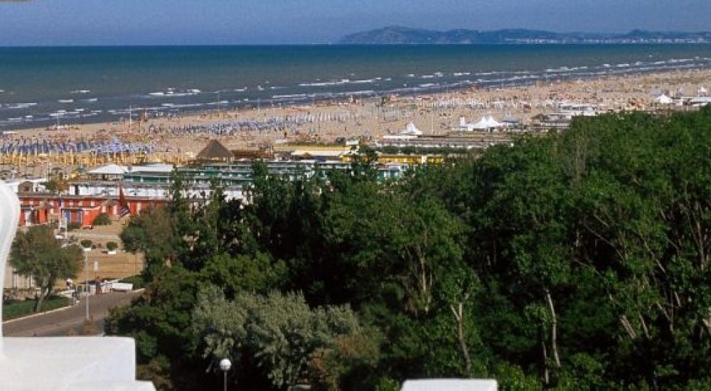 panoramica spiaggia - lungomare sud