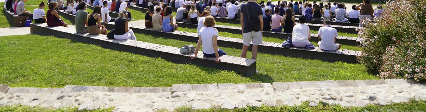 Foto di piazza Francesca da Rimini 